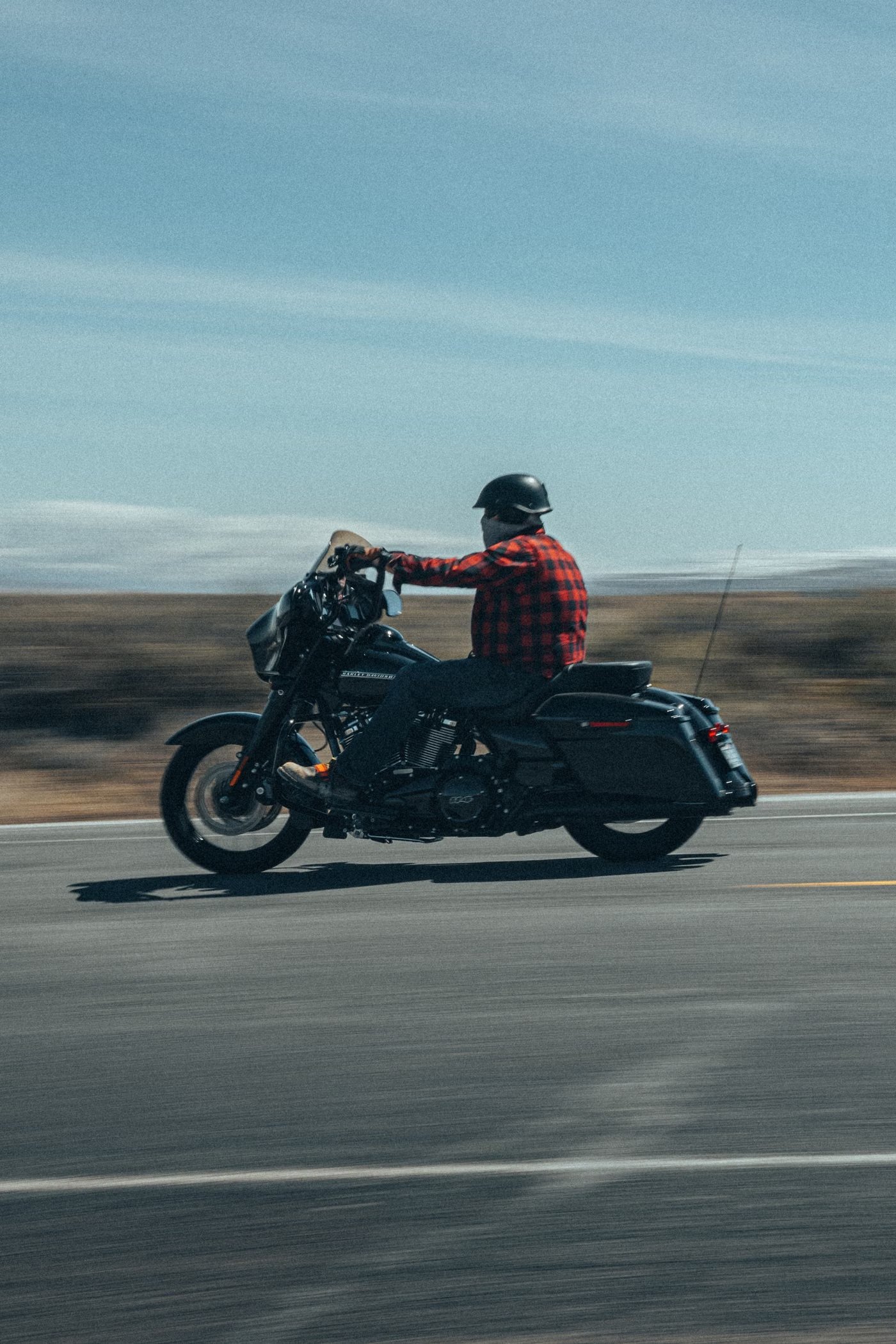 Mécanicien sur une moto